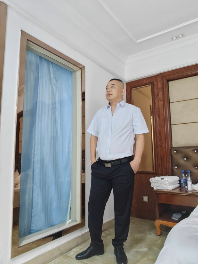 ���˶���׳����