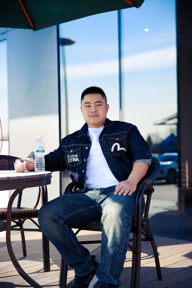 ����׳��С��