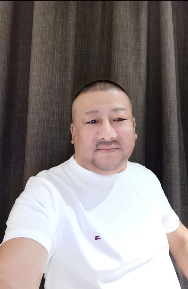 ����׳��